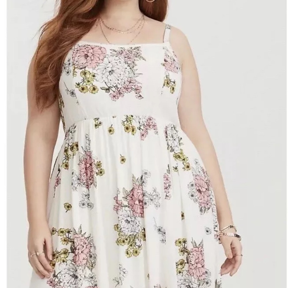 Torrid bundle pack 3 dresses 1 top size 3 - Picture 2 of 13